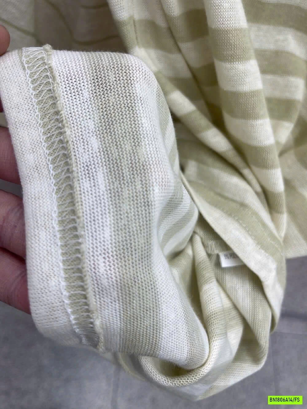 ÁO THUN KẺ XƯỚC SUNTEA