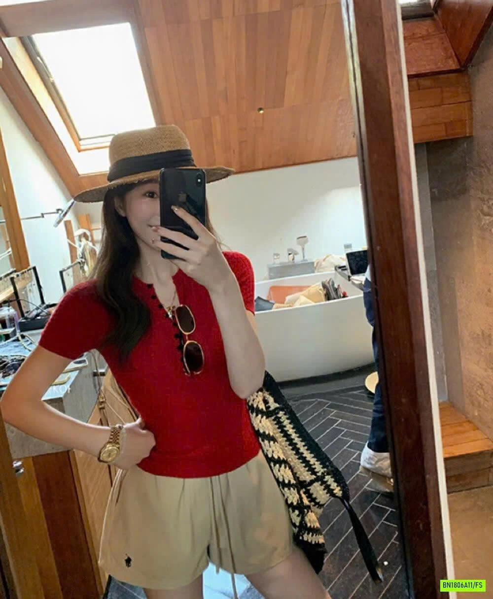 MONTOGHI CÚC NGỰC WGWE