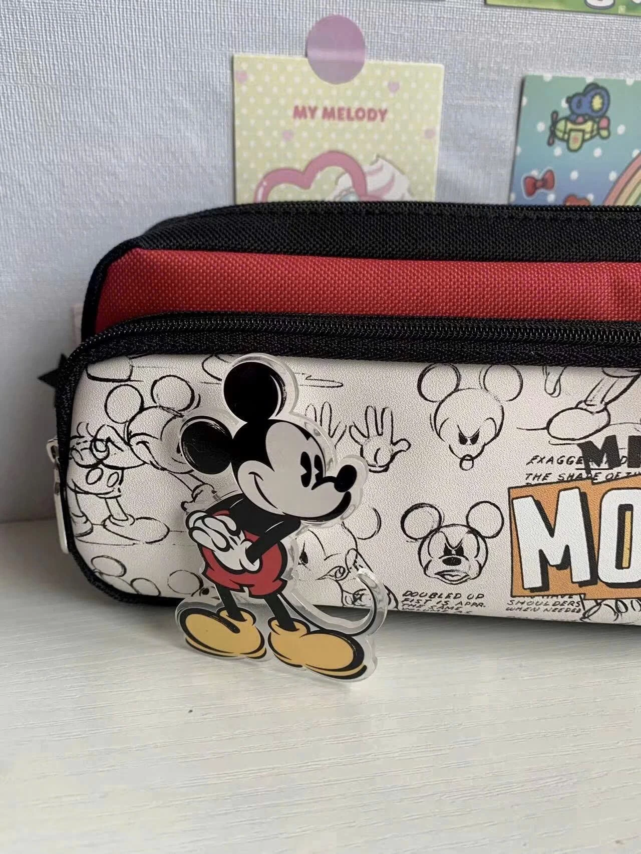 HỘP BÚT MICKEY 3D