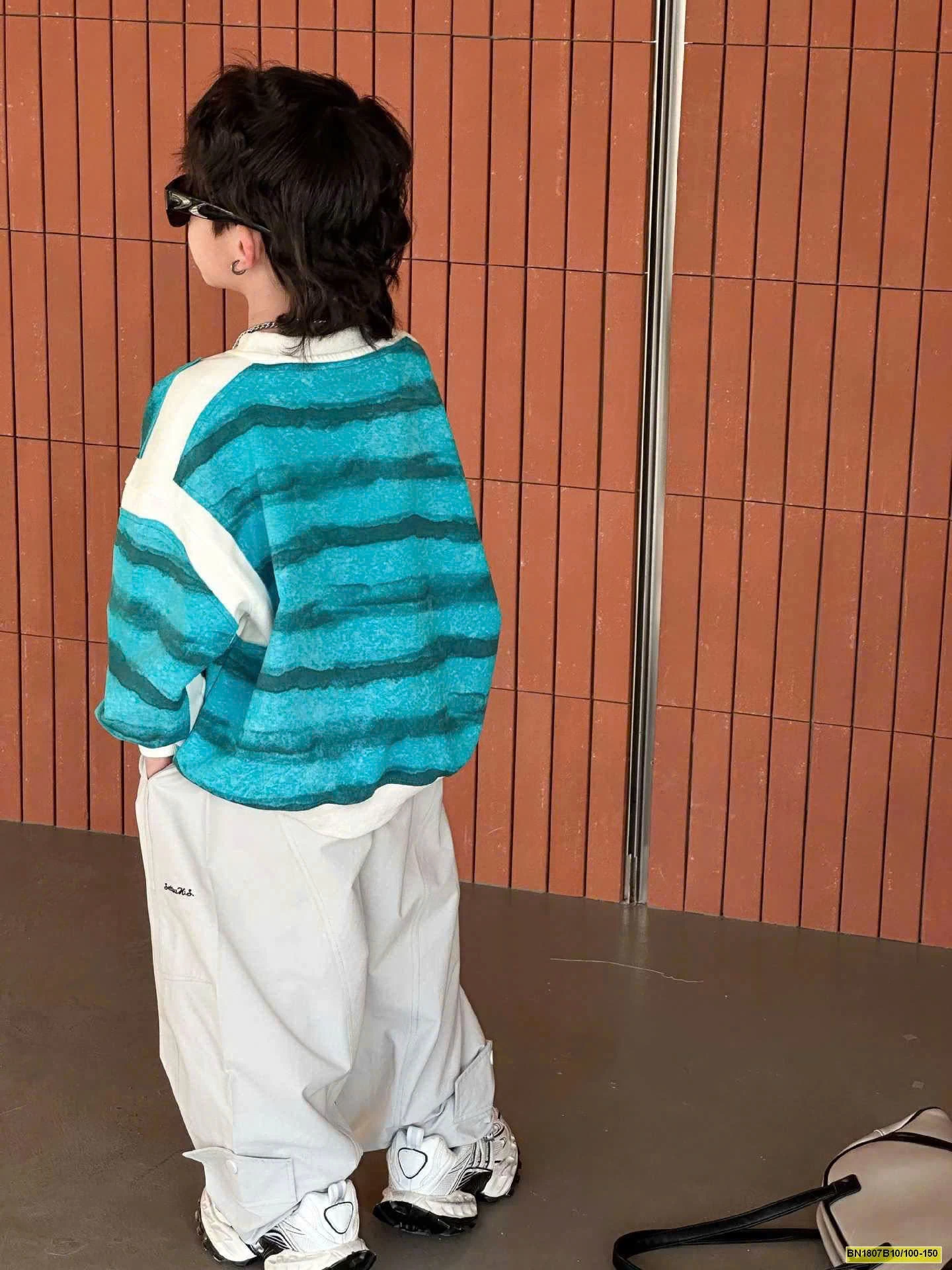 ÁO NỈ KẺ XANH PHỐI MÀU