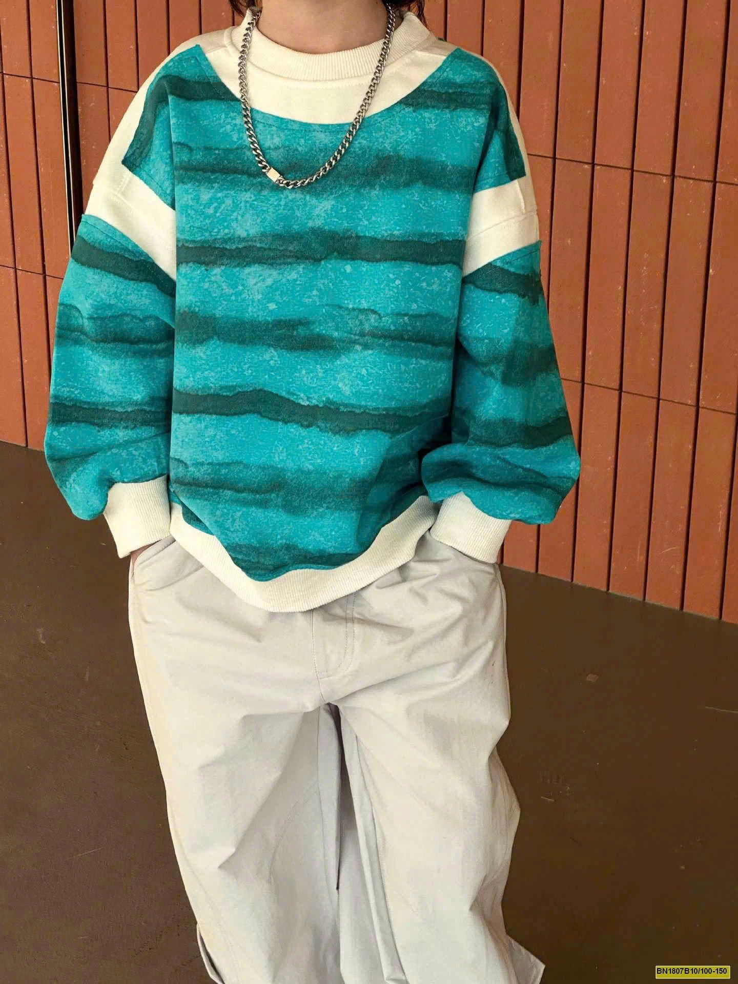 ÁO NỈ KẺ XANH PHỐI MÀU