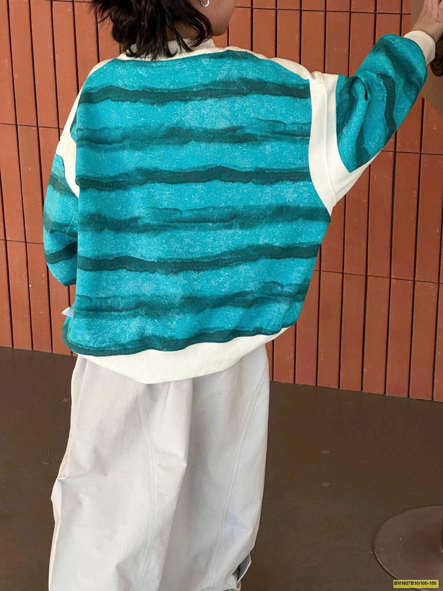 ÁO NỈ KẺ XANH PHỐI MÀU