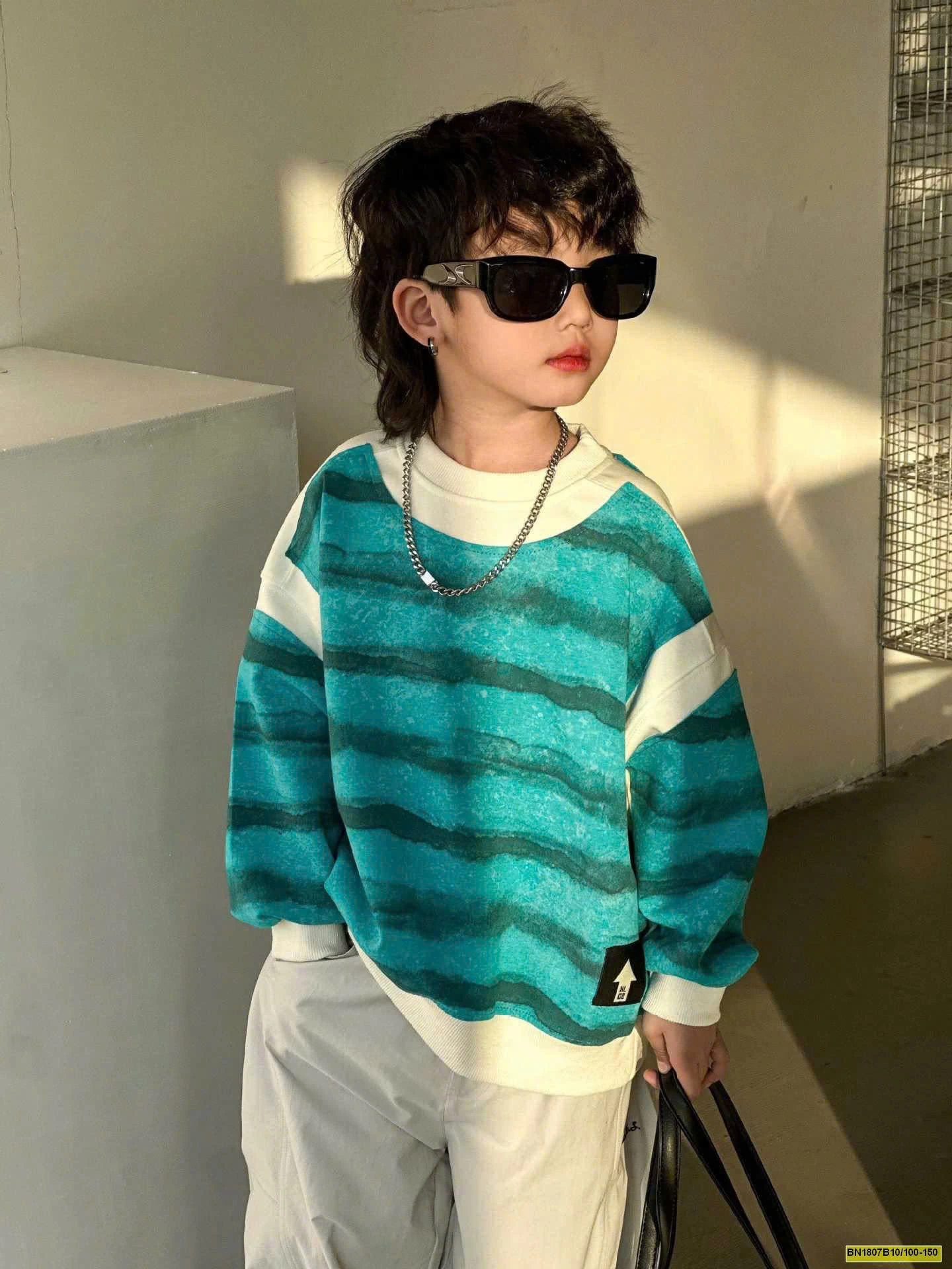 ÁO NỈ KẺ XANH PHỐI MÀU