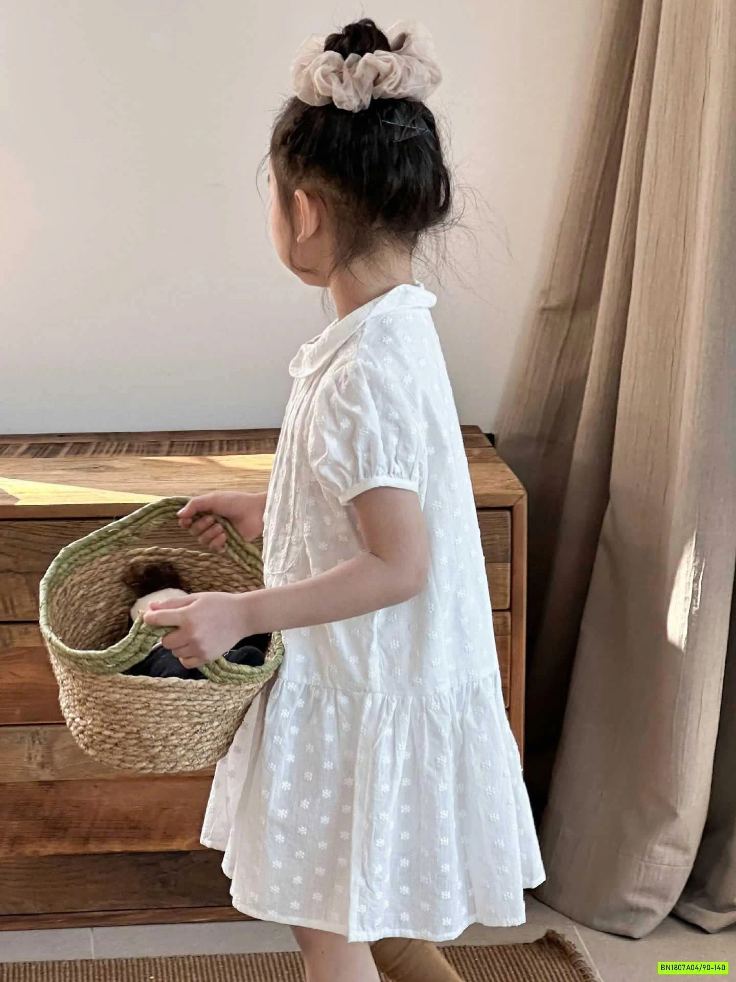 ĐẦM TAY BỒNG CỔ SEN THÊU NỔI