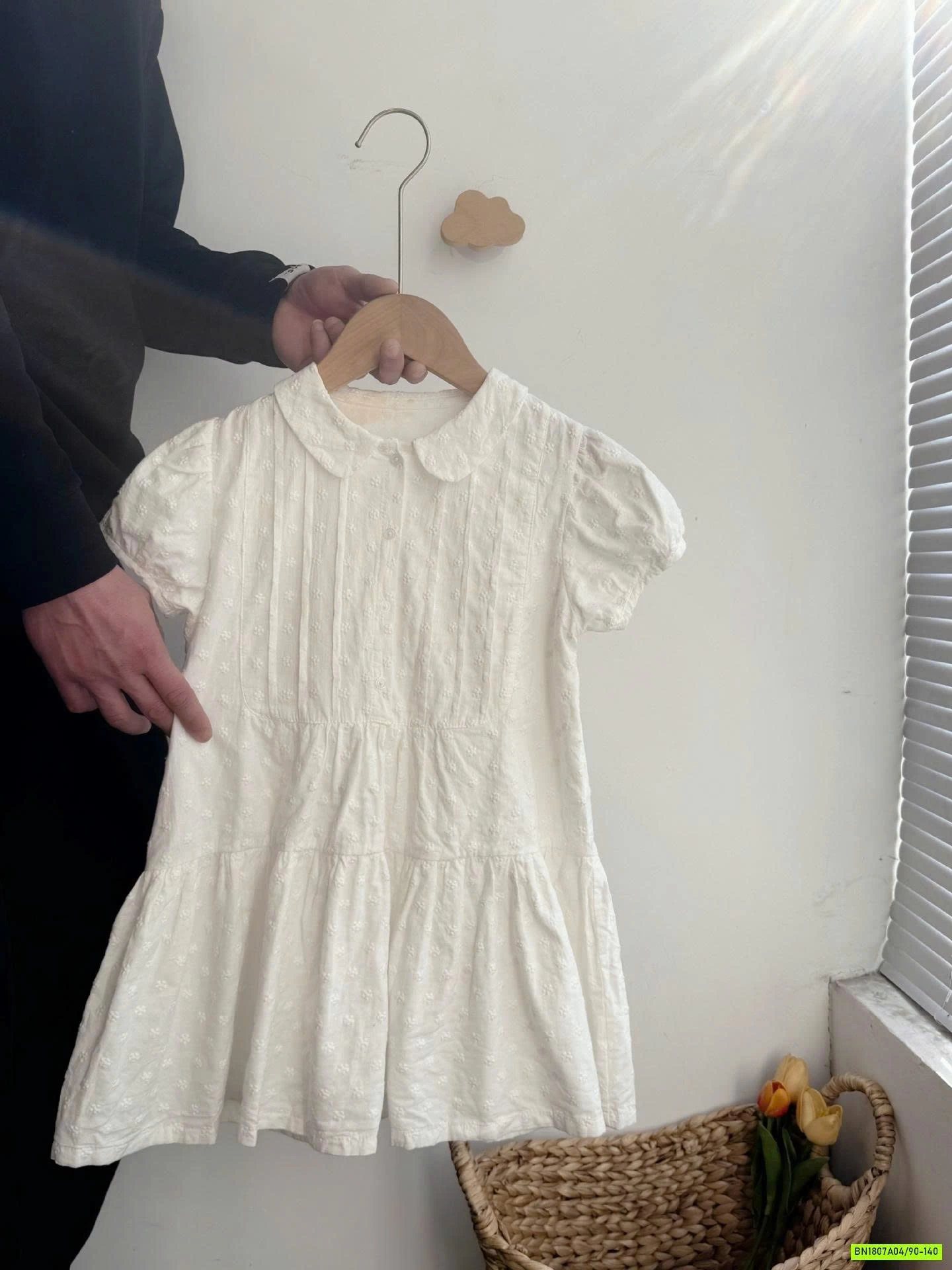 ĐẦM TAY BỒNG CỔ SEN THÊU NỔI