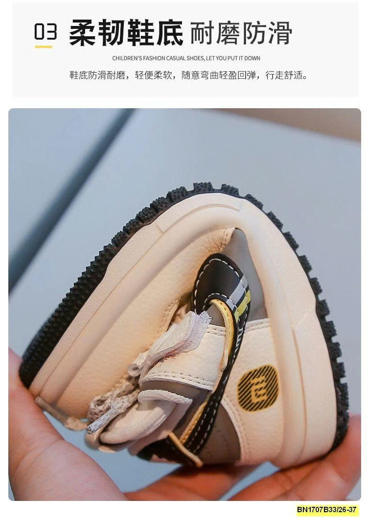 GIÀY THỂ THAO CHỮ MI CHO BÉ