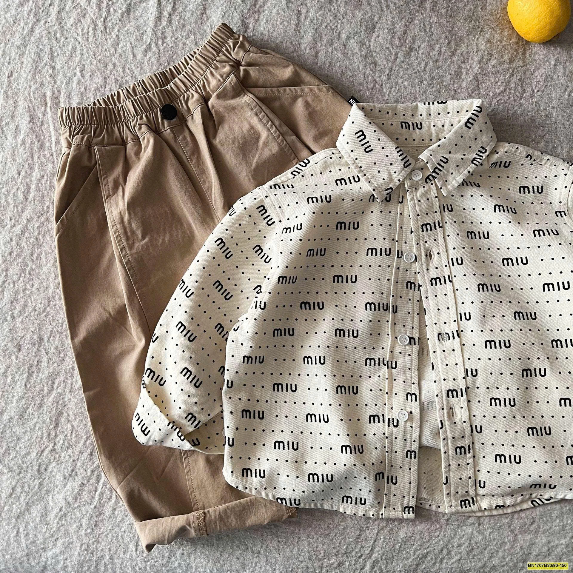 SƠ MI IN CHỮ MIUMIU