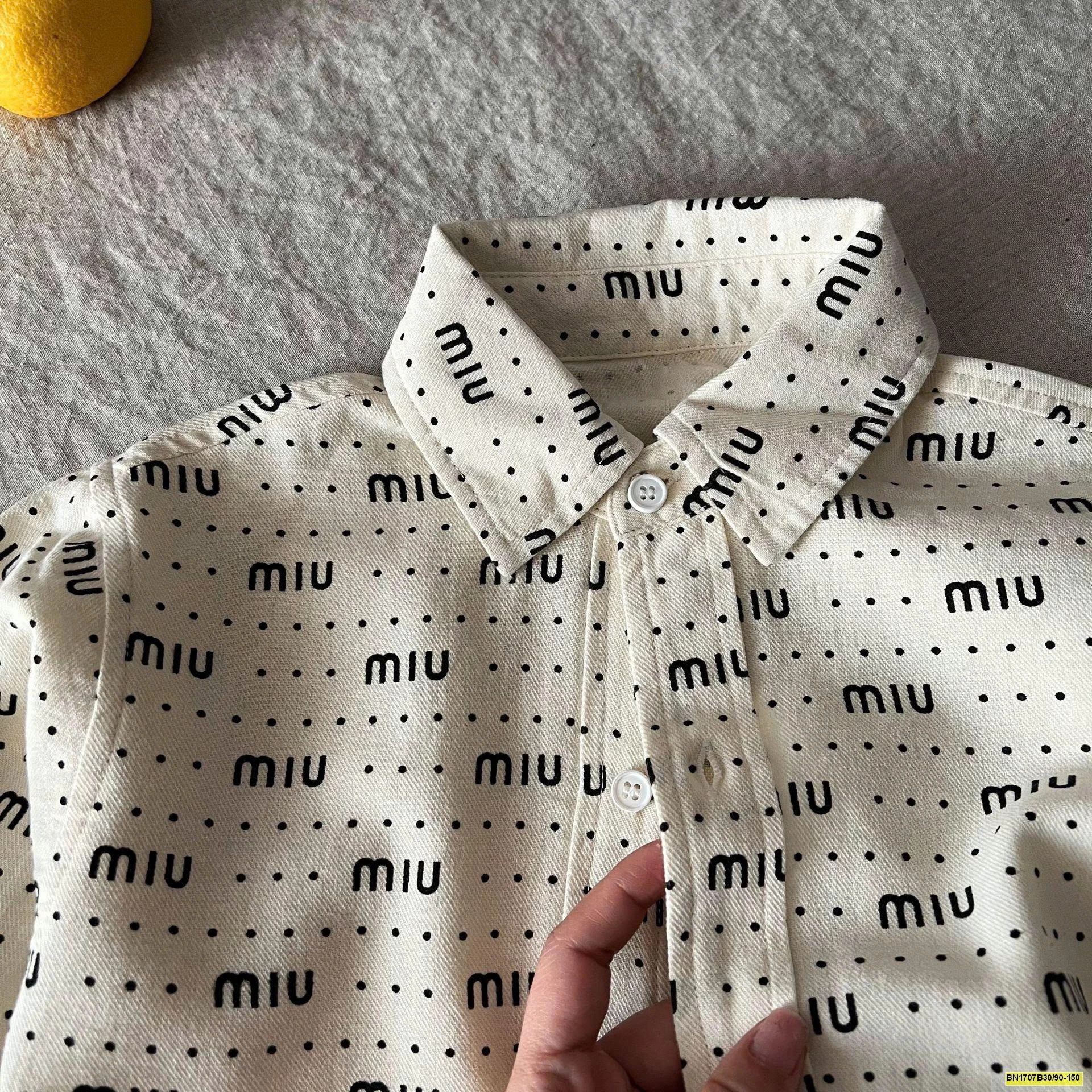 SƠ MI IN CHỮ MIUMIU