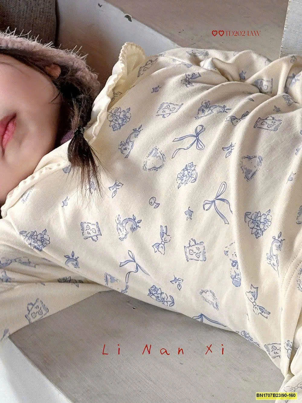 BỘ NGỦ THU ĐÔNG CỔ SEN CHO BÉ GÁI