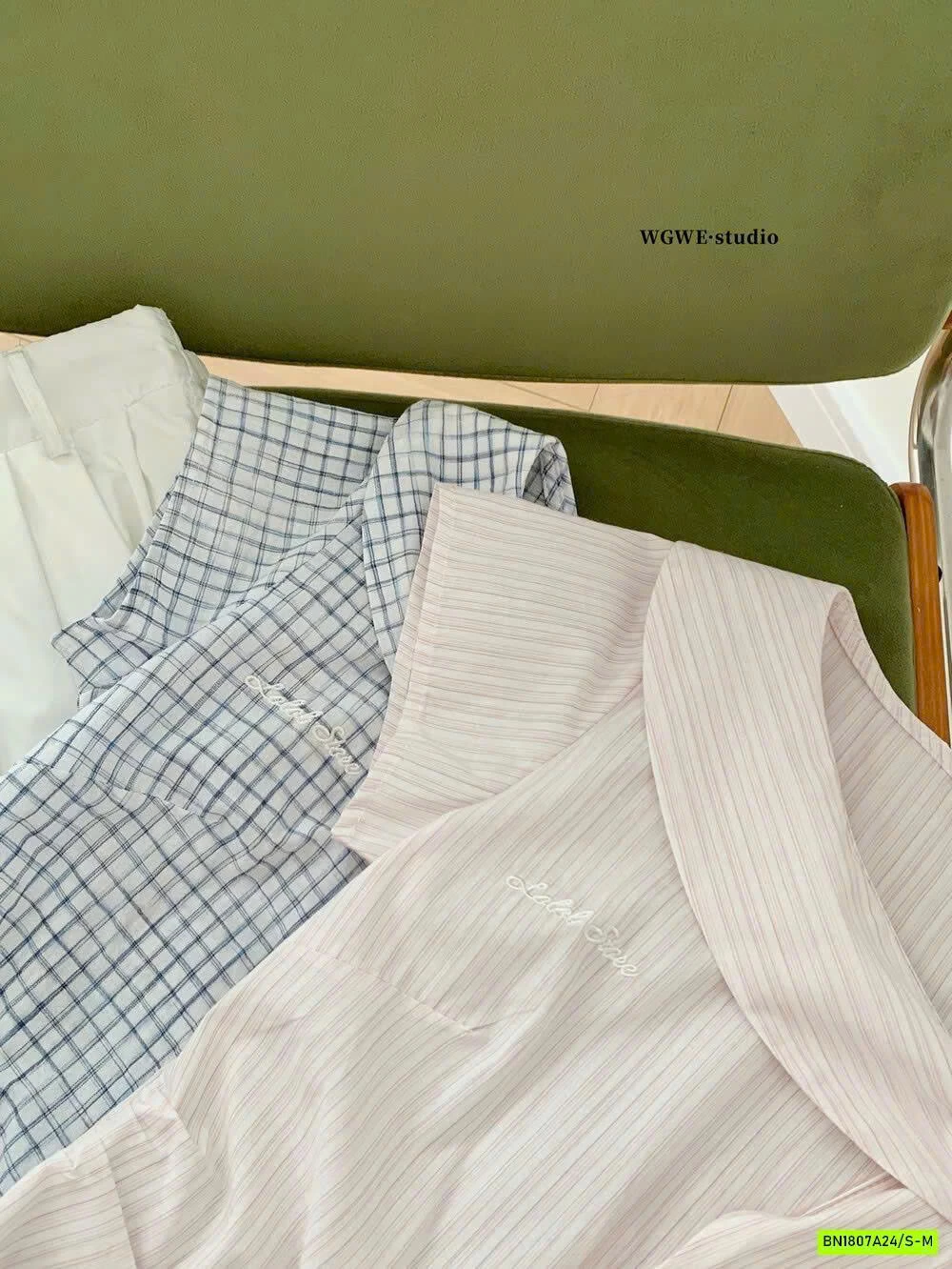 SƠ MI CARO CỔ LỆCH NƠ WGWE