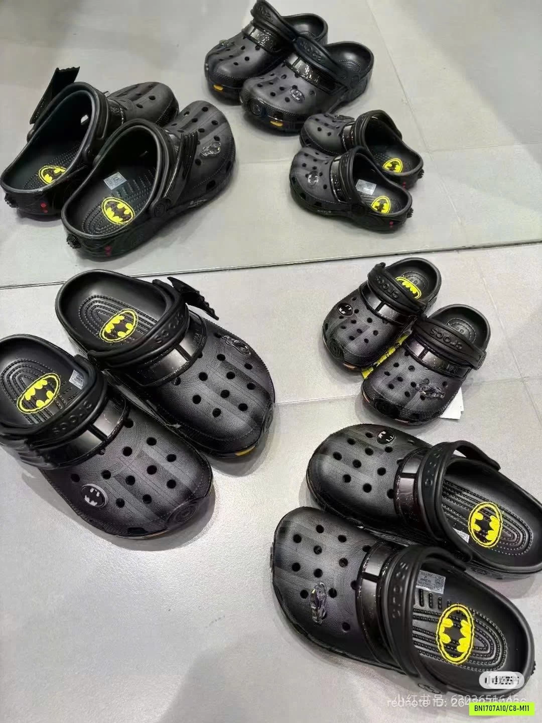 CROCS BATMAN ĐEN SIÊU NGẦU