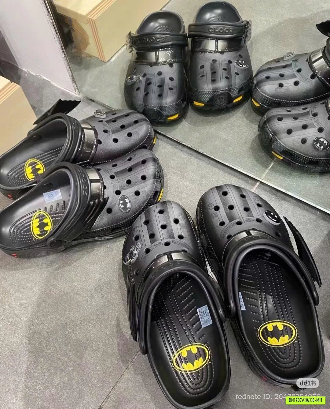 CROCS BATMAN ĐEN SIÊU NGẦU