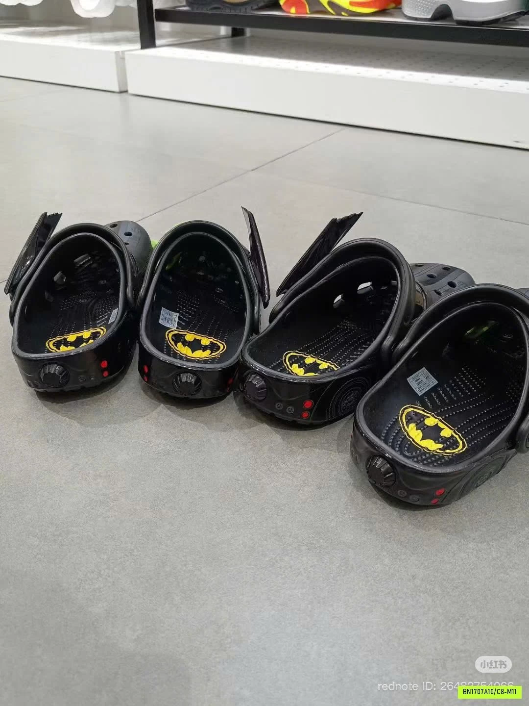 CROCS BATMAN ĐEN SIÊU NGẦU