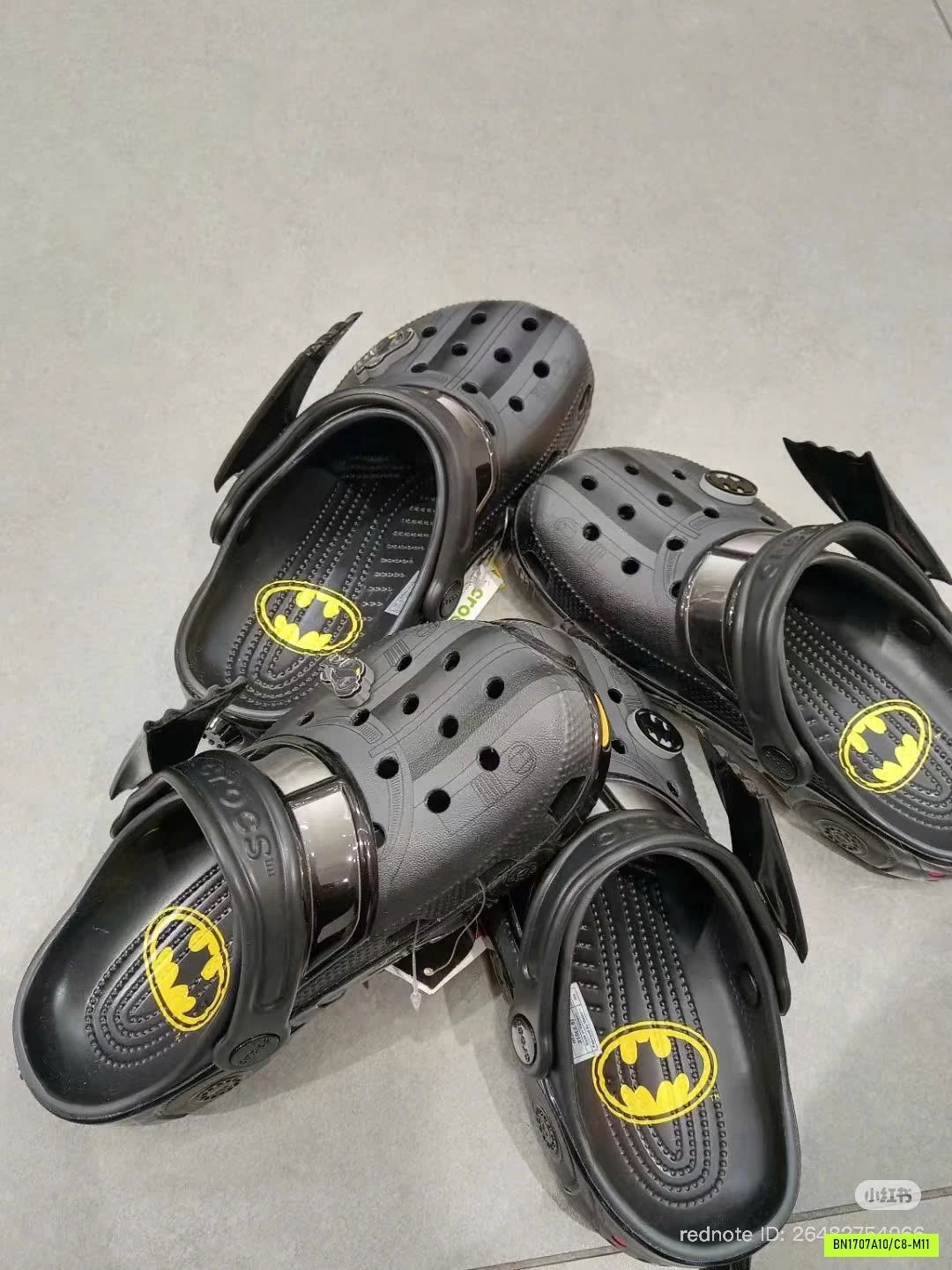 CROCS BATMAN ĐEN SIÊU NGẦU
