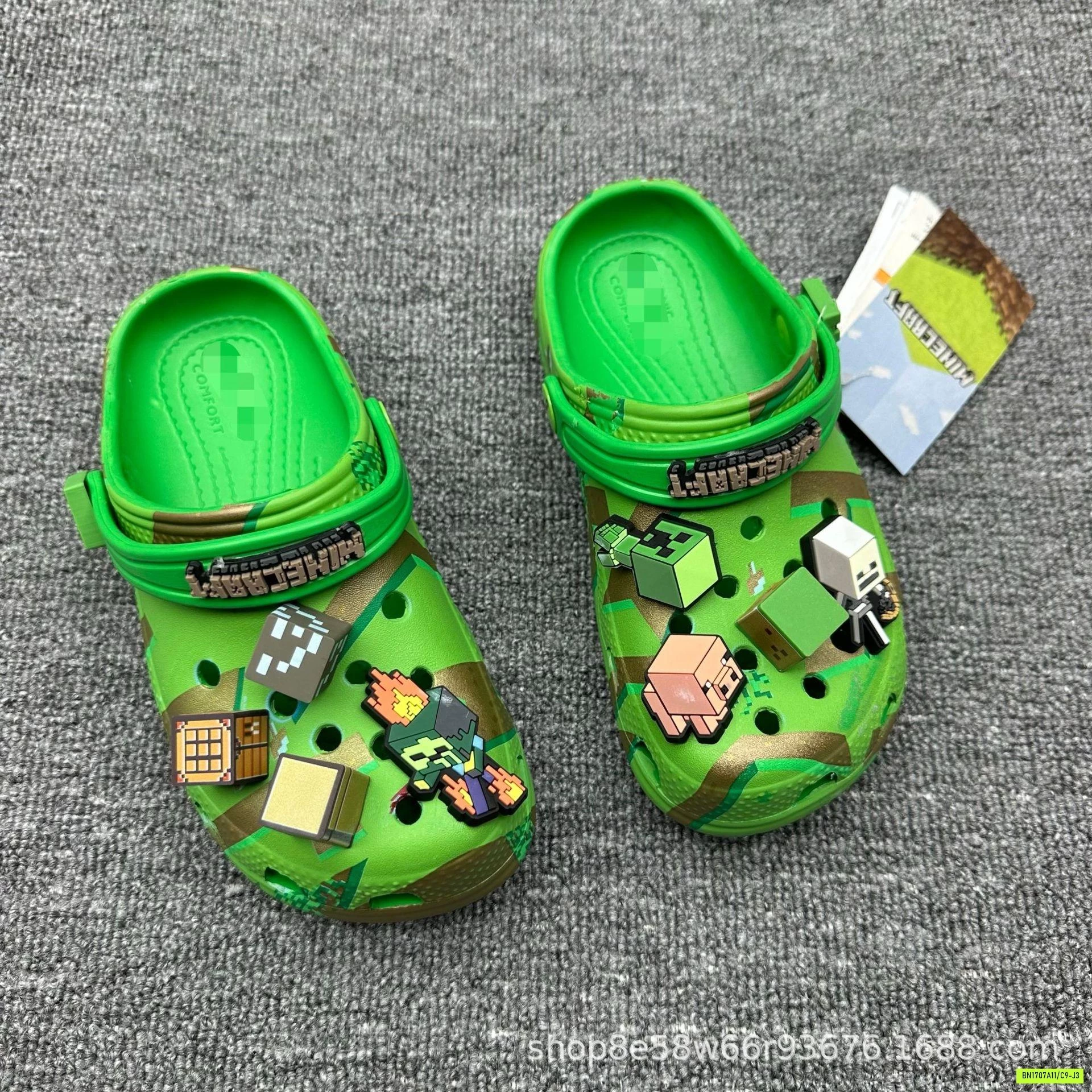 CROCS DISNEY