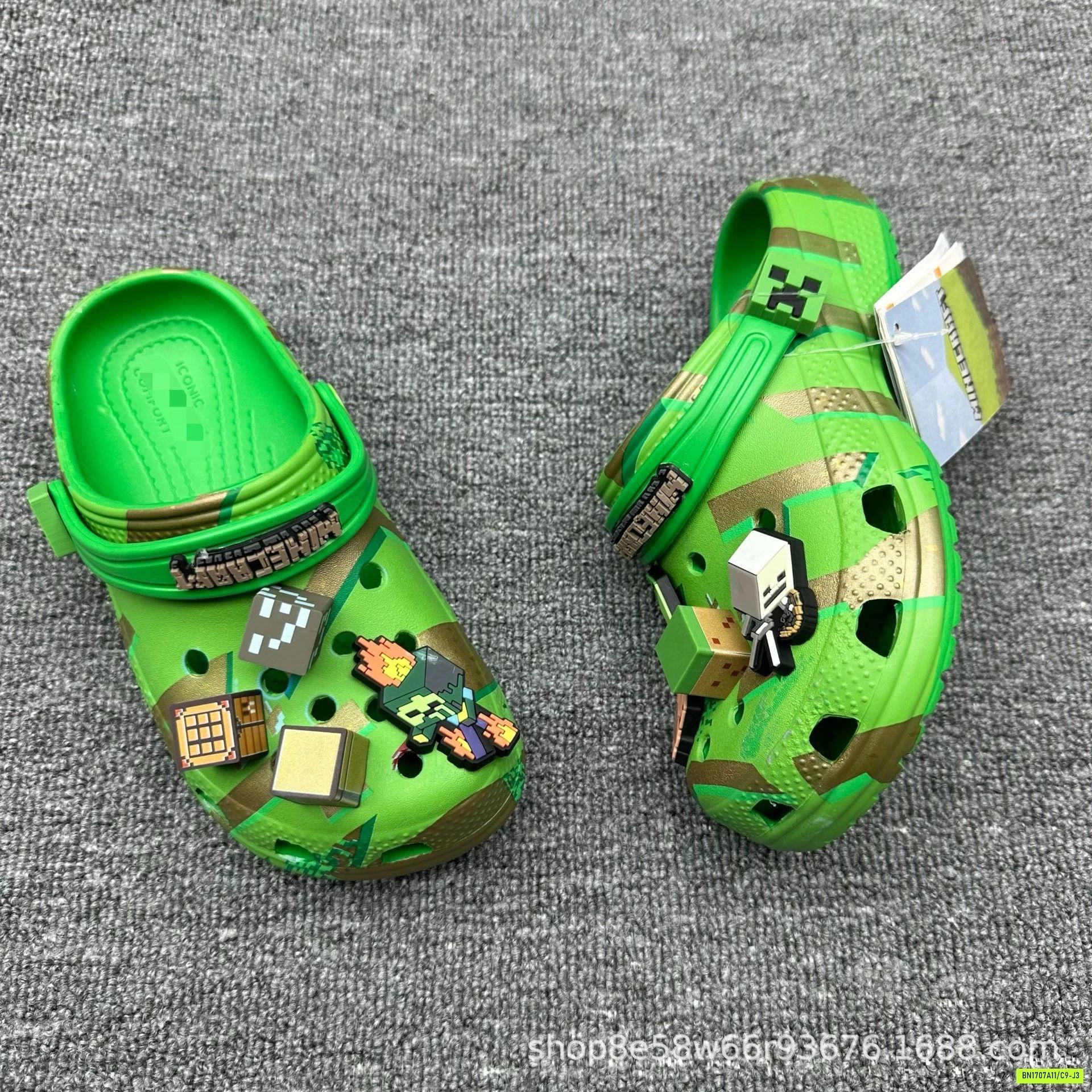 CROCS DISNEY