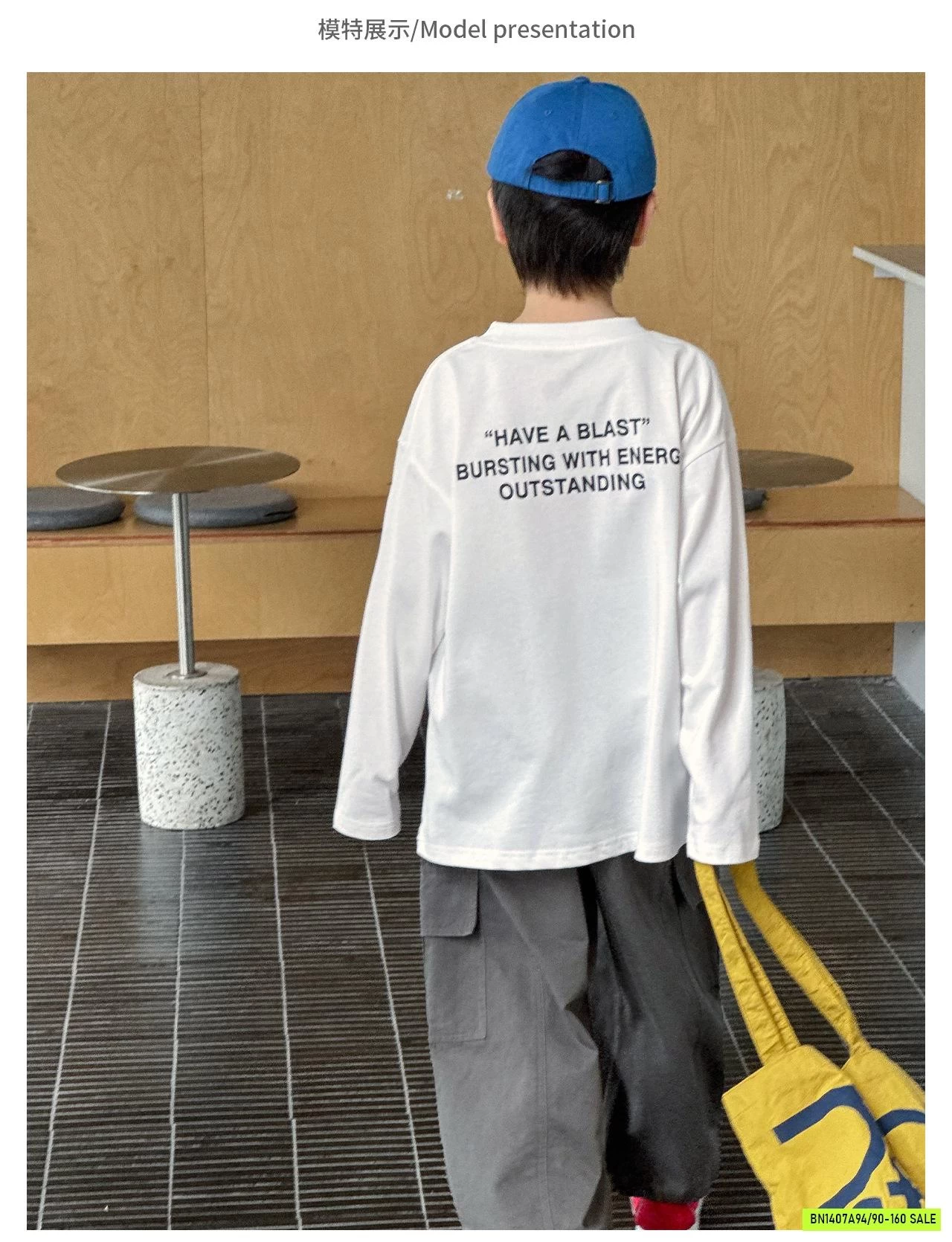 ÁO THUN MỎNG IN CHỮ LƯNG AOAOKIDS