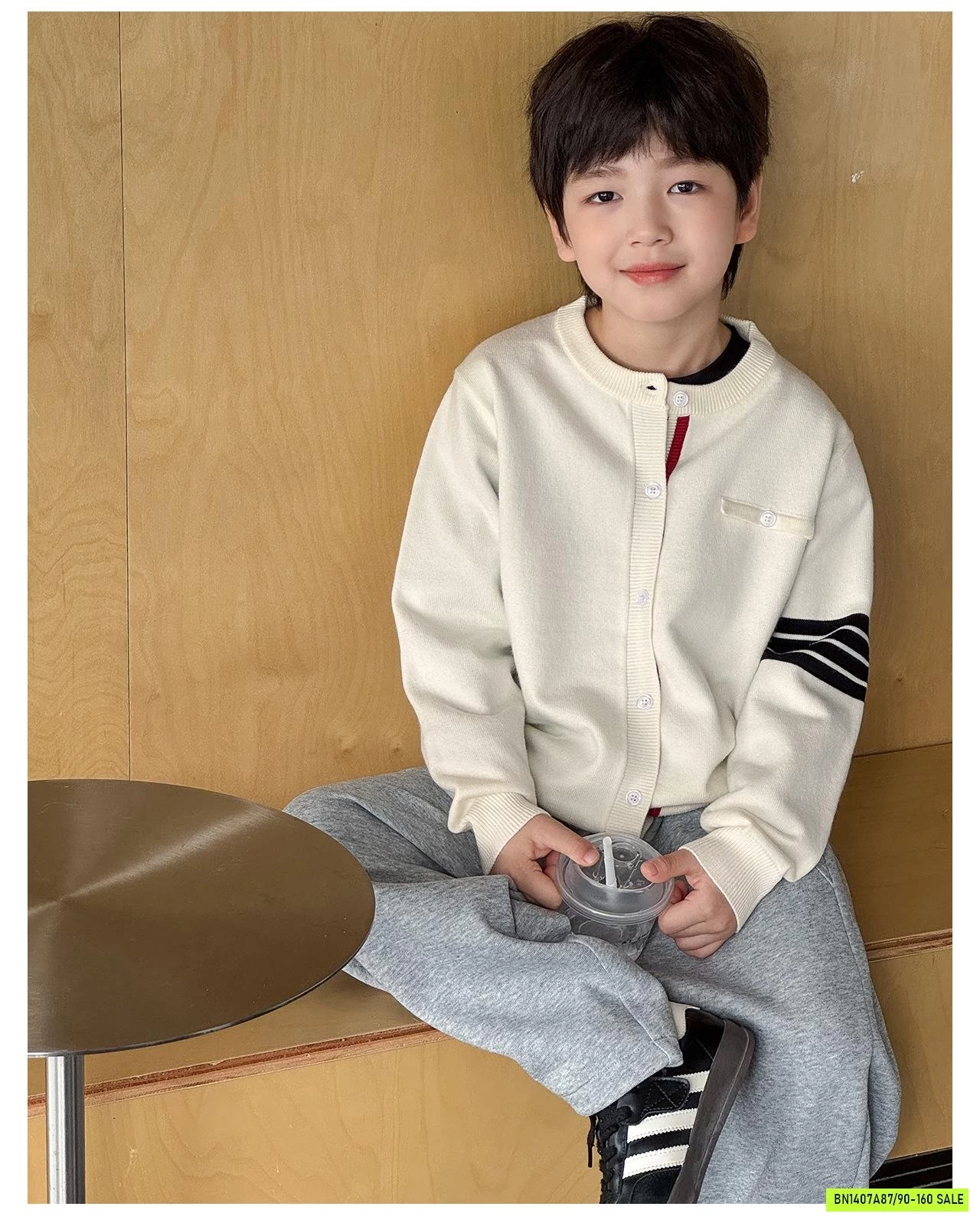 KHOÁC LEN PHỐI SỌC AOAOKIDS