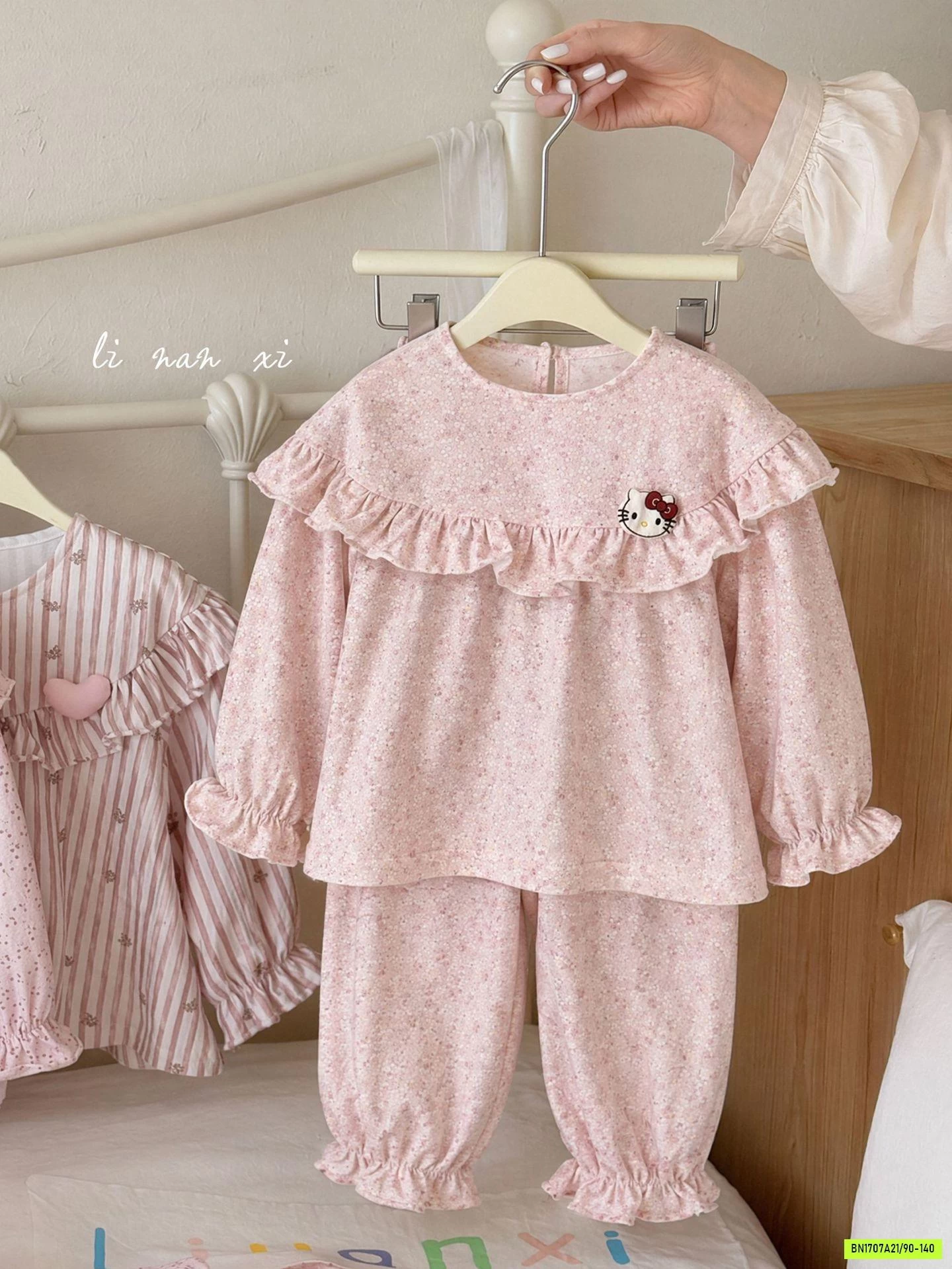 BỘ NỈ HOMEWEAR TONE HỒNG LINANXI