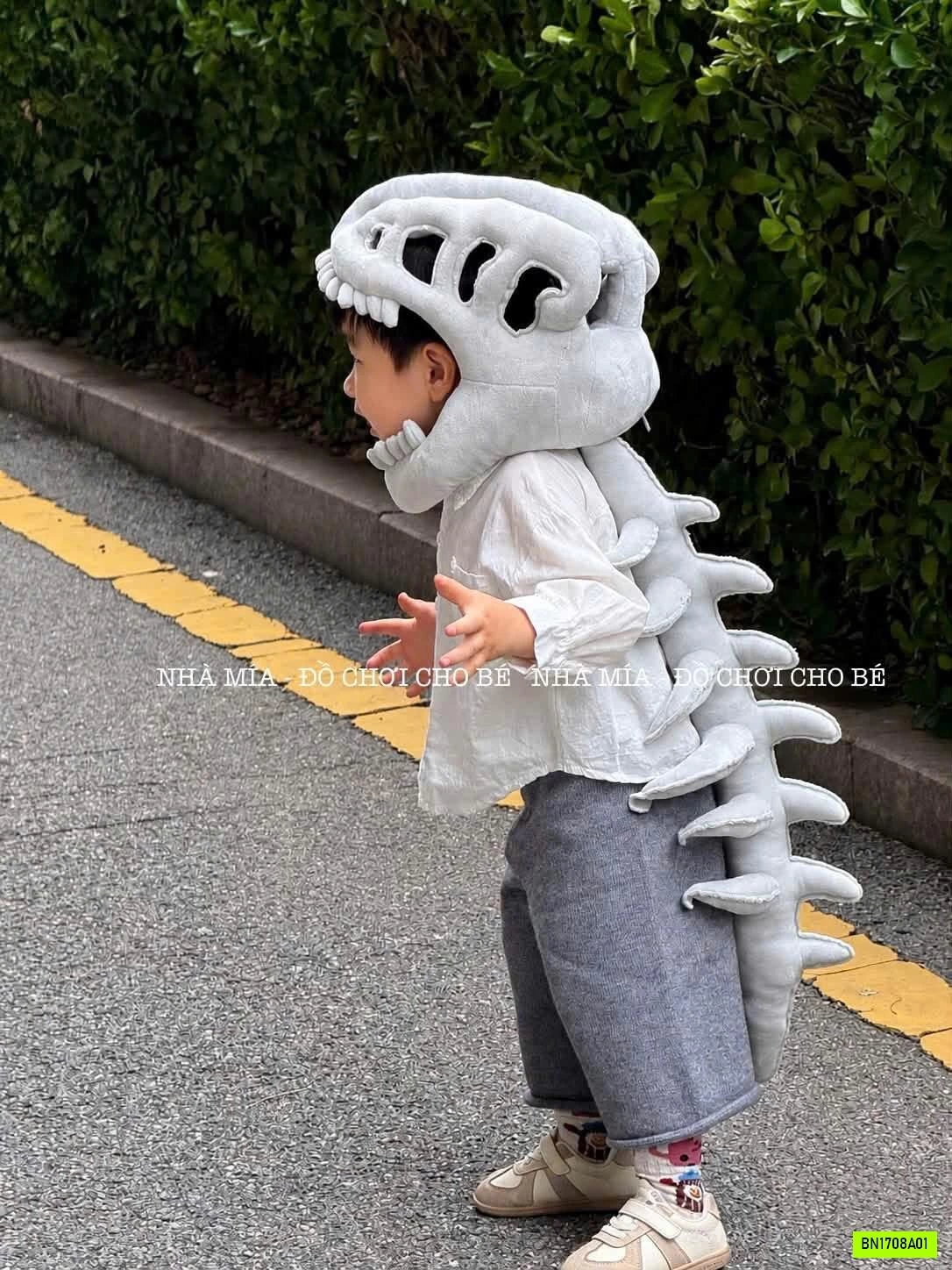 COSPLAY MŨ XƯƠNG KHỦNG LONG