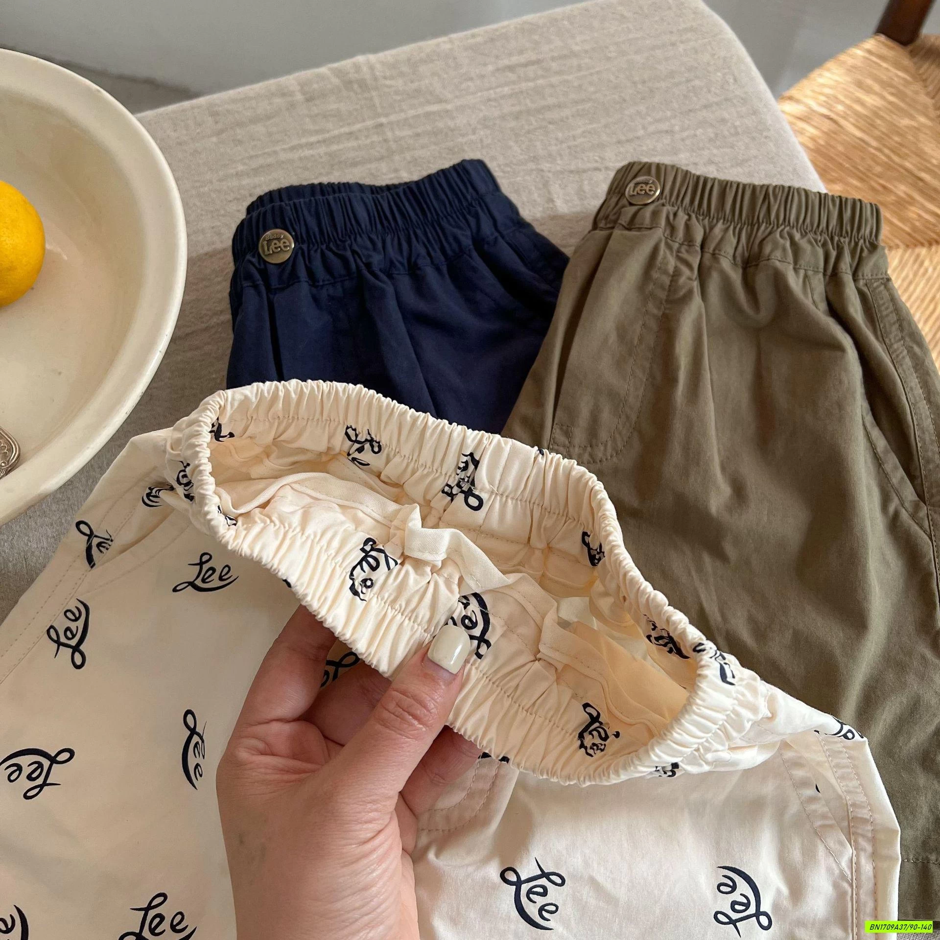 SHORT THÊU CHỮ LEE MMY