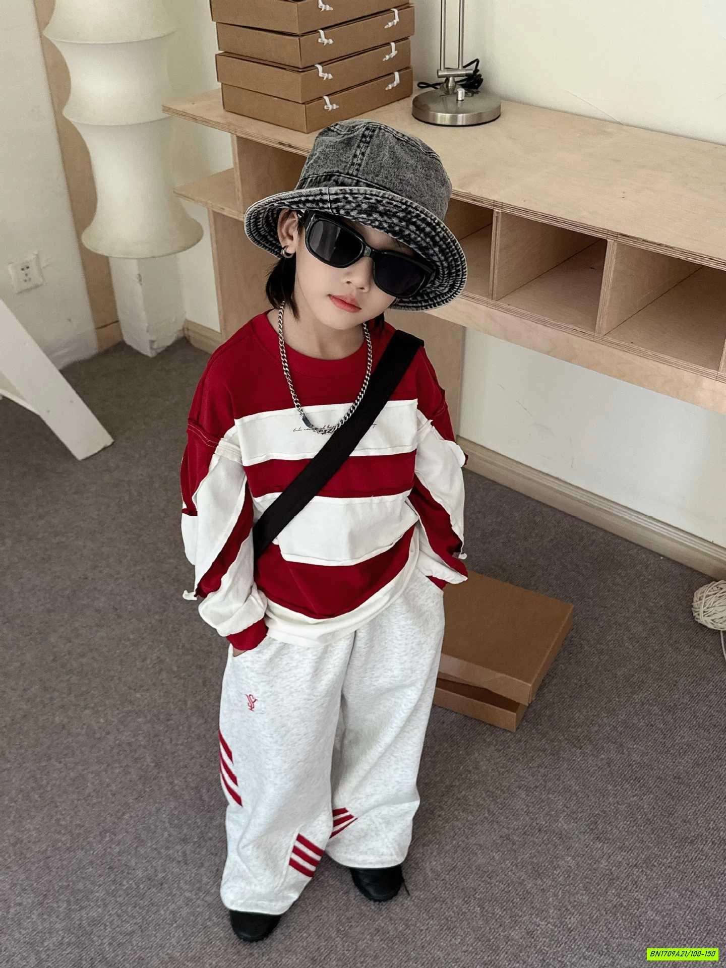 SET KẺ ĐỎ DIỆN TẾT