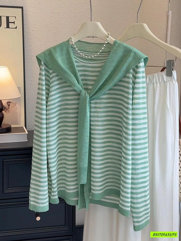 ÁO LEN DỆT KẺ NGANG KÈM KHĂN CHOÀNG