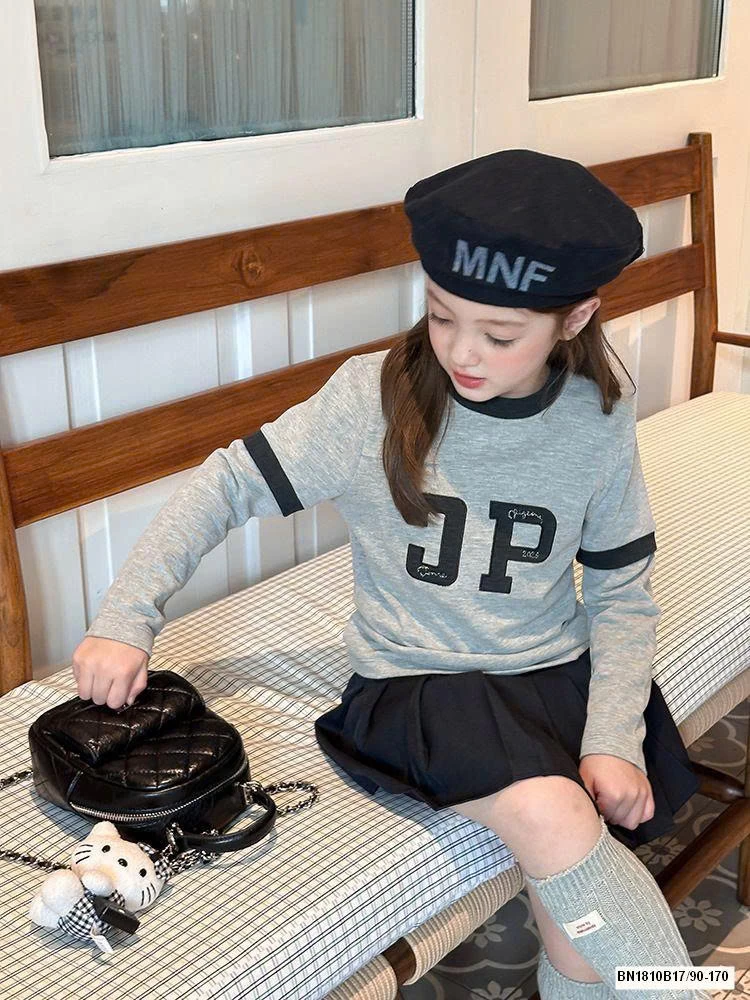 ÁO THUN XÁM CHỮ J.P AMBB 	25F047