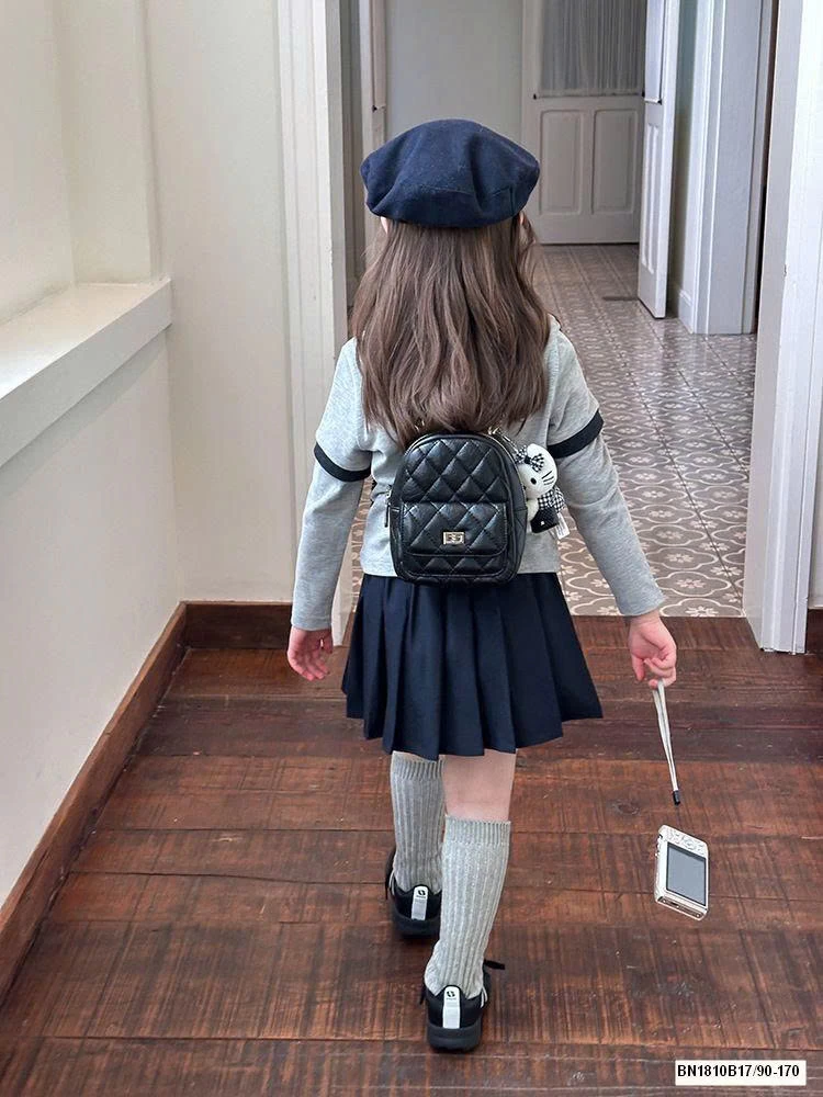 ÁO THUN XÁM CHỮ J.P AMBB 	25F047