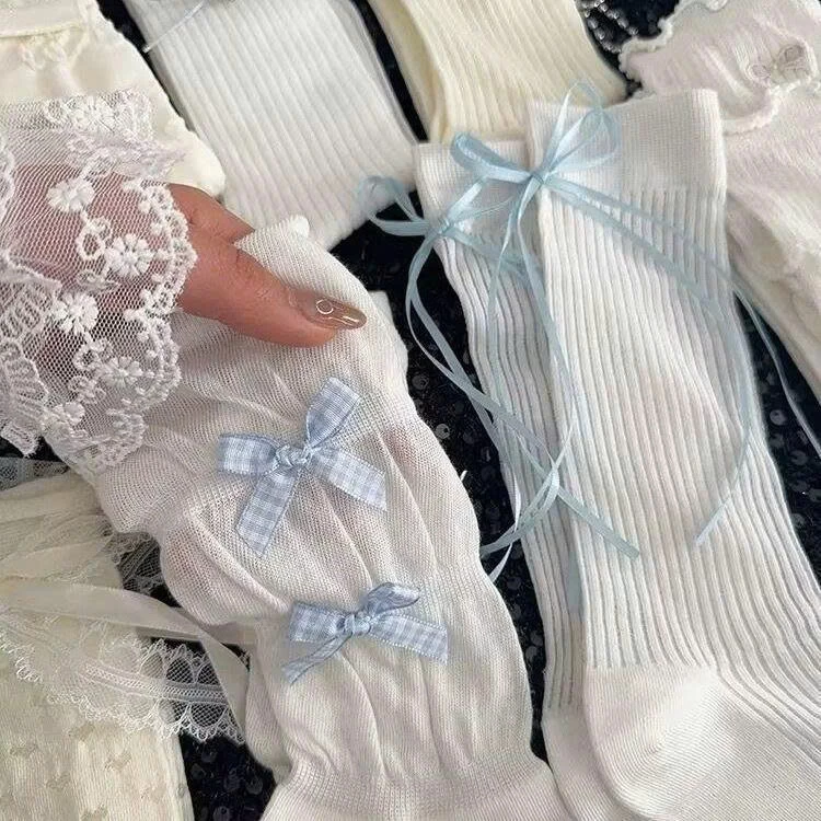 SET 10Đ TẤT NƠ XANH