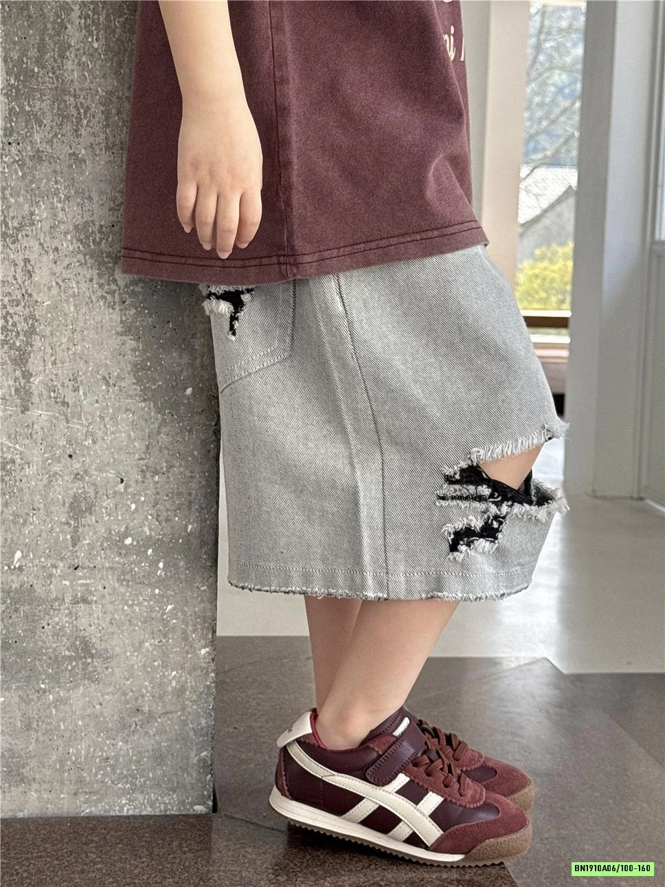 SHORT JEANS RÁCH GỐI SNIDOLS