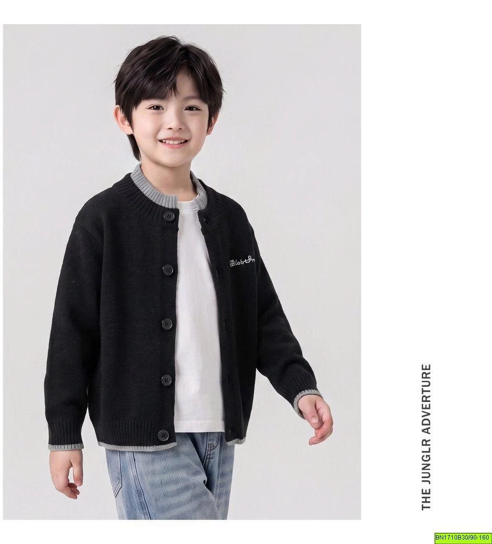 CARDIGAN CỔ TRÒNG THÊU CHỮ