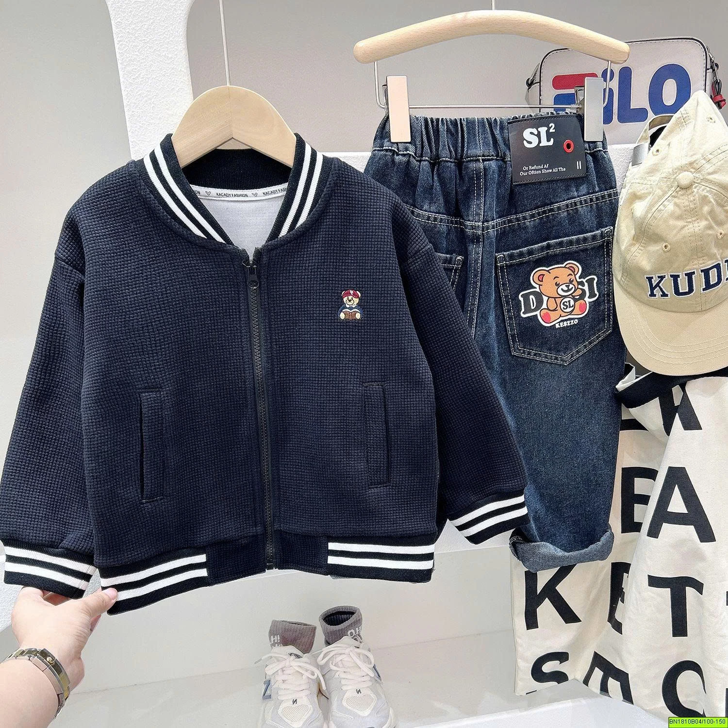 ÁO KHOÁC NỈ HẠT NA KACADY