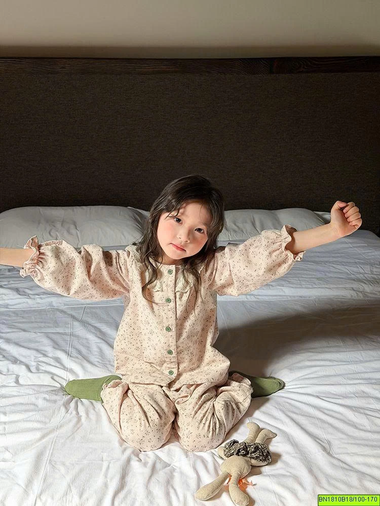 BỘ NGỦ CỔ REN  AMBB  26E063