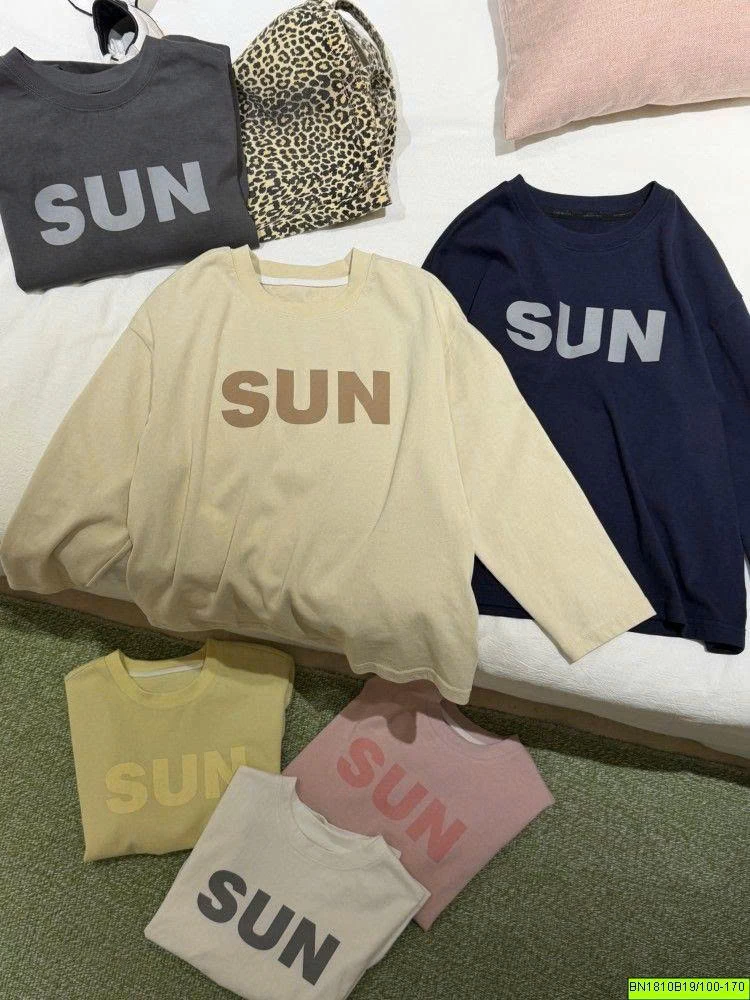 ÁO THUN CHỮ SUN DÀI TAY  AMBB  26E099