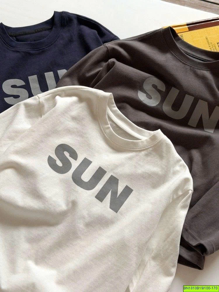 ÁO THUN CHỮ SUN DÀI TAY  AMBB  26E099