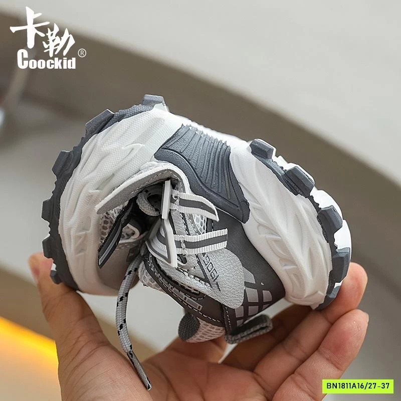 SNEAKER THỂ THAO PHỐI MÀU SIÊU NHẸ