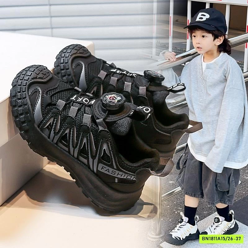 GIÀY THỂ THAO KHÓA XOAY