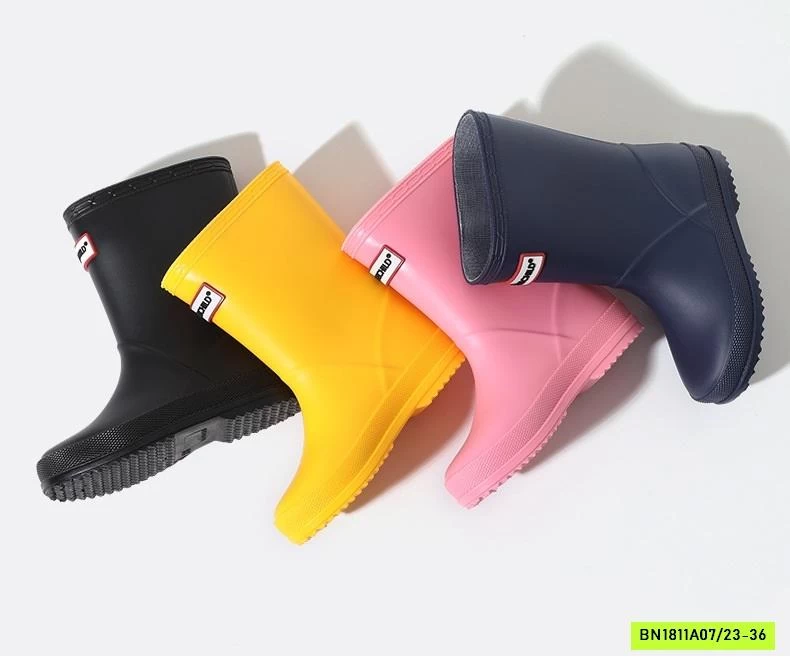 ỦNG ĐI MƯA/ĐI NGOÀI VƯỜN CHO BÉ