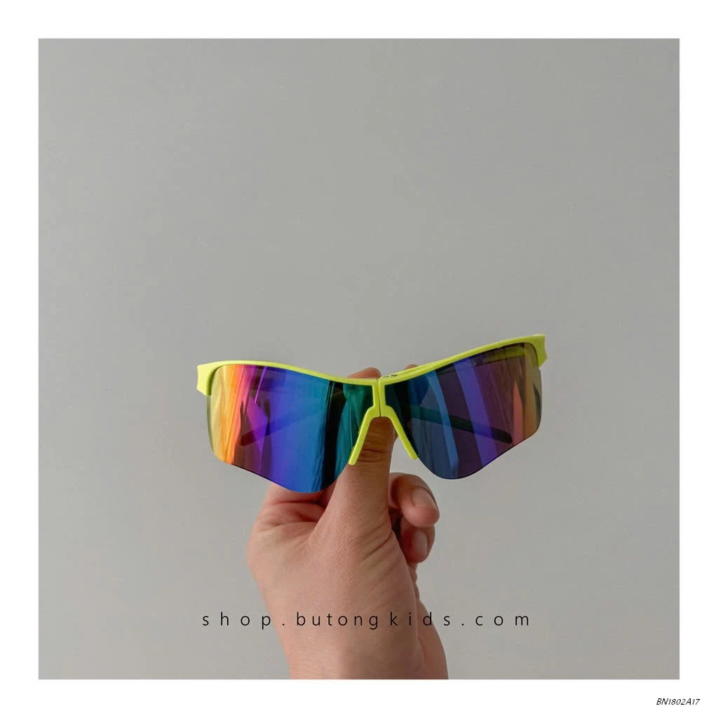 KÍNH RÂM MẮT MÀU GẤP GỌN