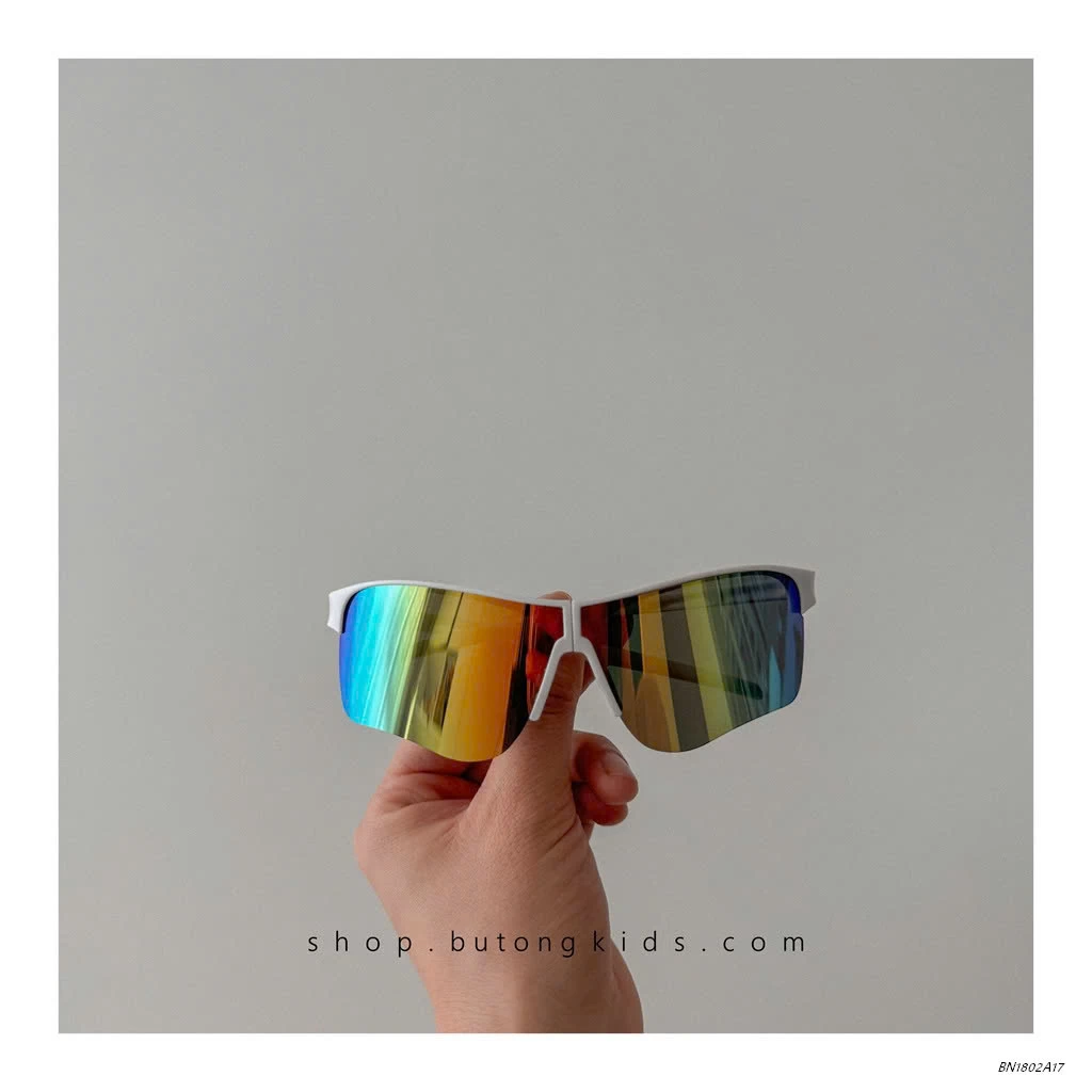 KÍNH RÂM MẮT MÀU GẤP GỌN