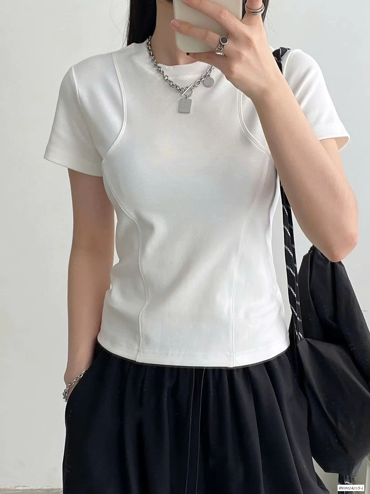 ÁO THUN CỔ TRÒN NẸP EO