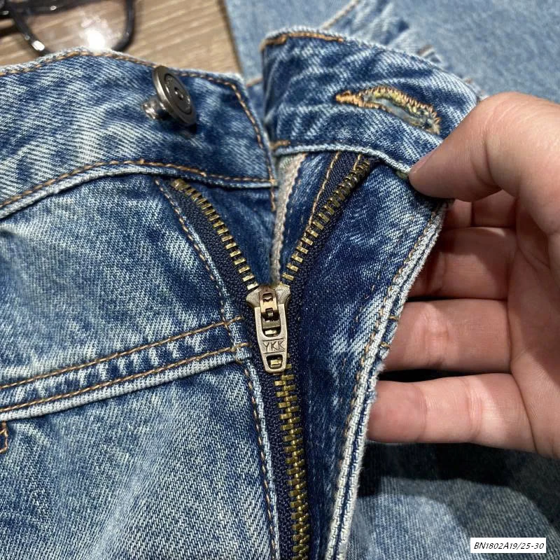 JEANS SUÔNG GÂN TRƯỚC