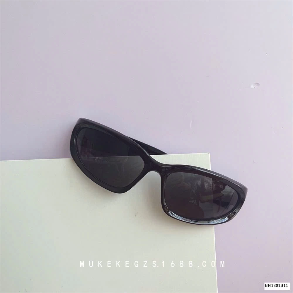 KÍNH MẮT STYLE CHO BÉ