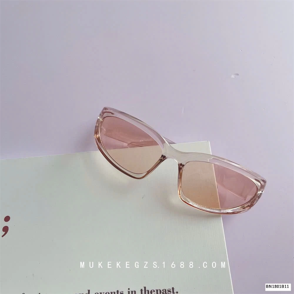 KÍNH MẮT STYLE CHO BÉ