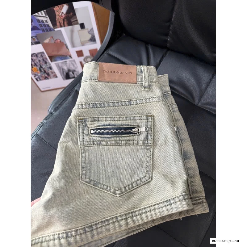 SHORT JEANS TÚI KHÓA SAU