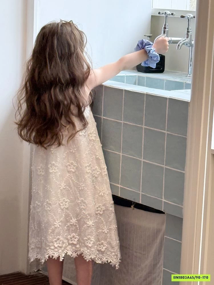 ĐẦM 2 DÂY THÊU NỔI 25B004 AMBB