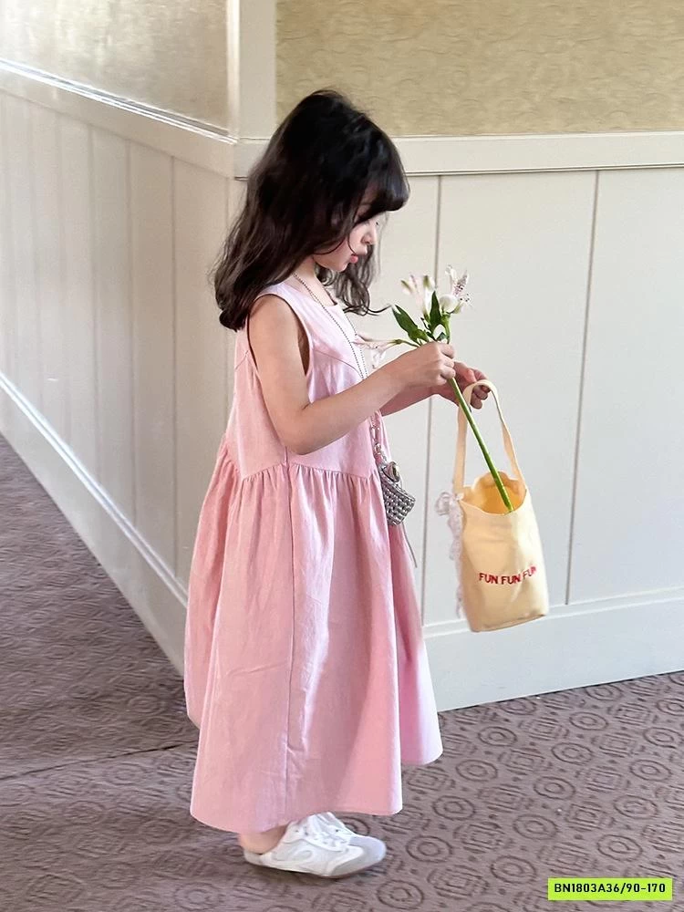 ĐẦM THÔ SÁT NÁCH DÁNG XÒE 25B155 AMBB