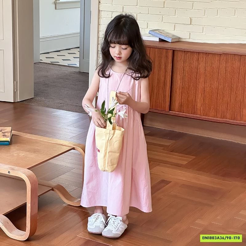 ĐẦM THÔ SÁT NÁCH DÁNG XÒE 25B155 AMBB