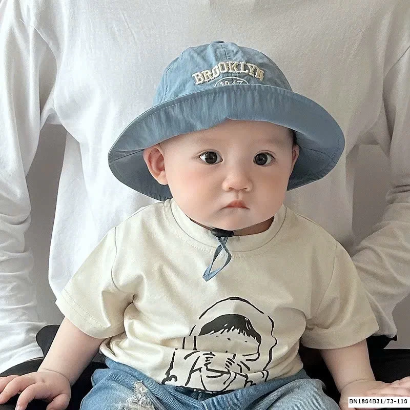 SÉT QUẦN SHORT JEAN MIX ÁO THUN HÌNH NGƯỜI NHÍ